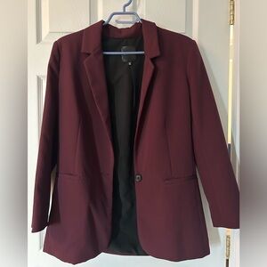Blazer dynamite burgundy S new never worn